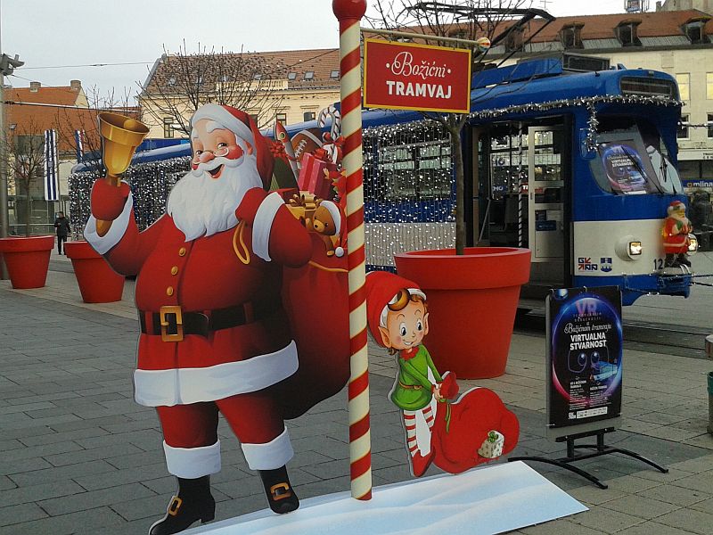 Božićni tramvaj - bajkovite vožnje gradom s Djedom Božićnjakom (do 31.12.)
